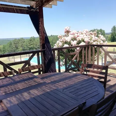 Au Paradis Semesterbostad