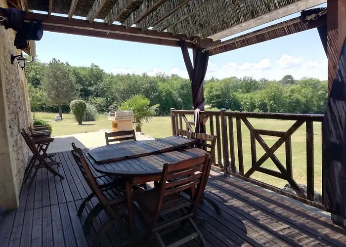 Semesterbostad Au Paradis *