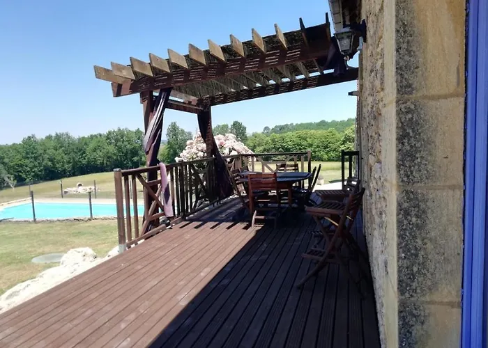 Au Paradis بيت للعطل