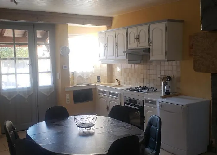 Au Paradis بيت للعطل